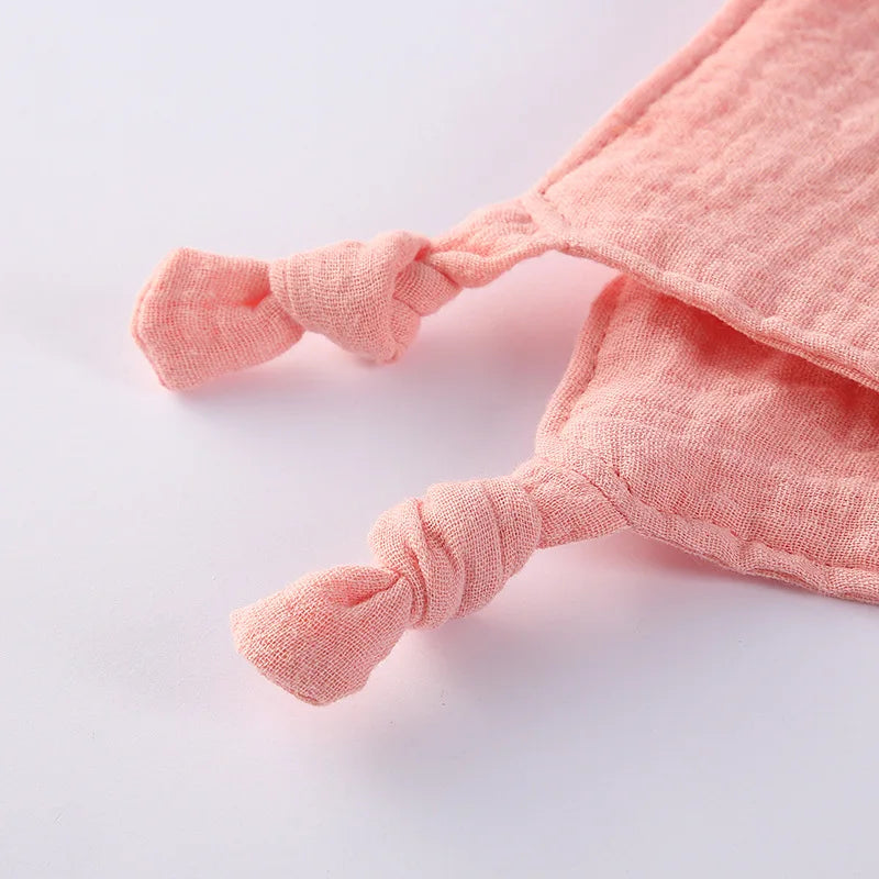 Doudou chat en mousseline coton pour nouveau-né