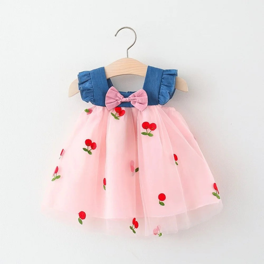 Robe bébé fille été cerises Mybooni — Filet de plage mignonne