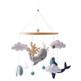 Mobile musical bois lit bébé Mybooni — Hochet suspendu boîte à musique