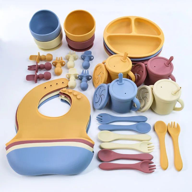 Set repas bébé silicone sans BPA ventouse - bol assiette tasse paille cuillère fourchette enfant